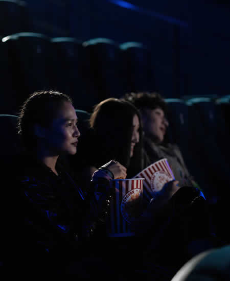 Asian Diasporic Communities in Motion